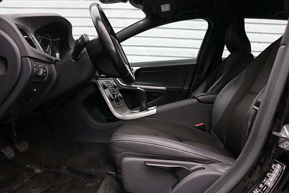 Volvo V60 5 of 11