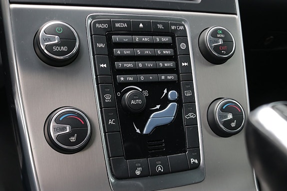 Volvo V60 7 of 11