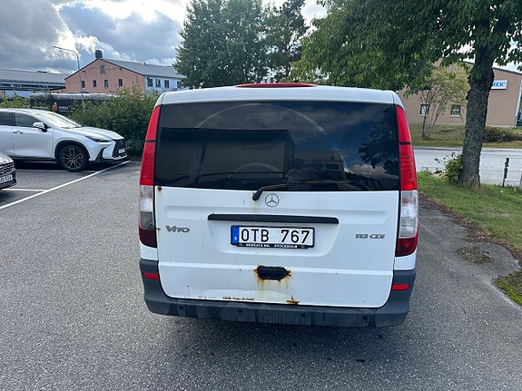 Mercedes-Benz Vito 108 6 of 9