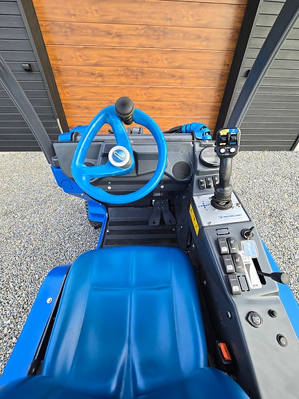 Multione 5.3K med redskap 15 of 16