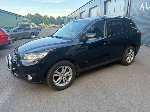 Hyundai Santa Fe 3 of 8