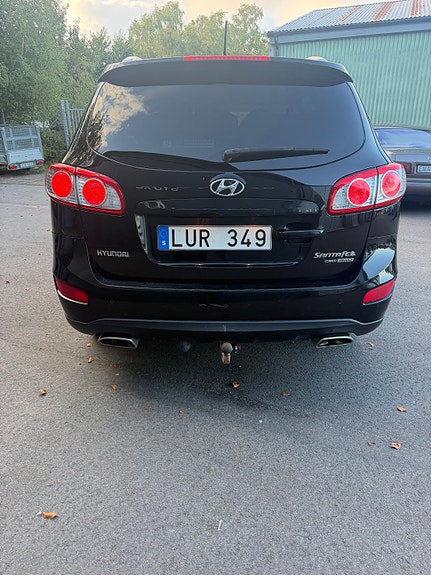 Hyundai Santa Fe 2 of 8
