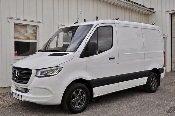 Mercedes-Benz Sprinter 317 2 of 13