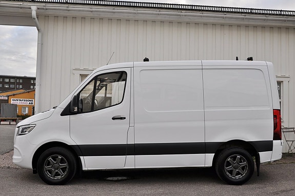 Mercedes-Benz Sprinter 317 3 of 13