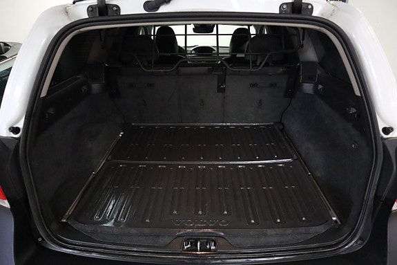 Volvo XC70 12 of 22
