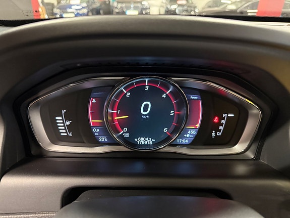 Volvo XC60 18 of 21
