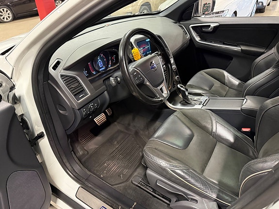 Volvo XC60 12 of 21