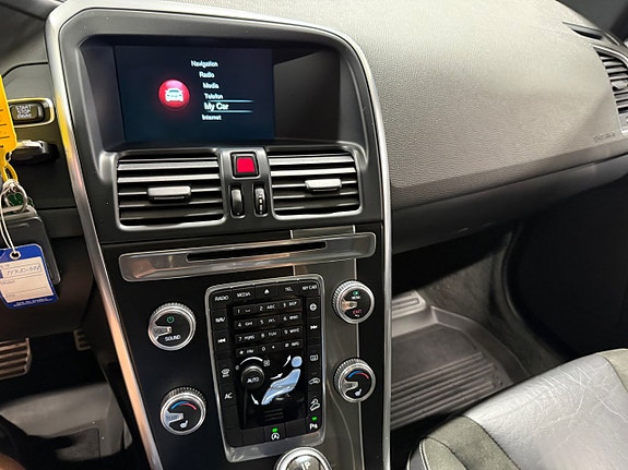 Volvo XC60 19 of 21