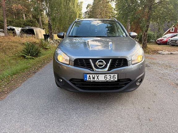 Nissan Qashqai+2 2 of 27