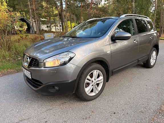 Nissan Qashqai+2 8 of 27