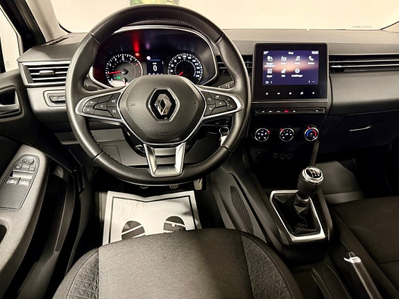 Renault Clio 6 of 16