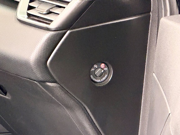 Renault Clio 16 of 16