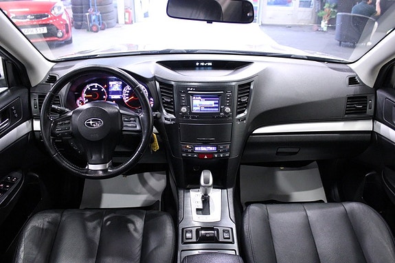 Subaru Outback 15 of 30