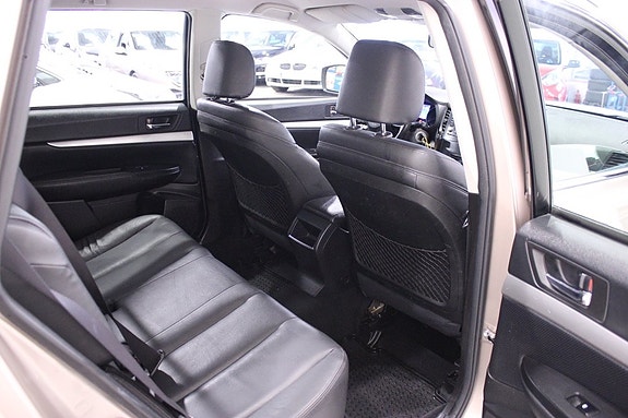 Subaru Outback 20 of 30