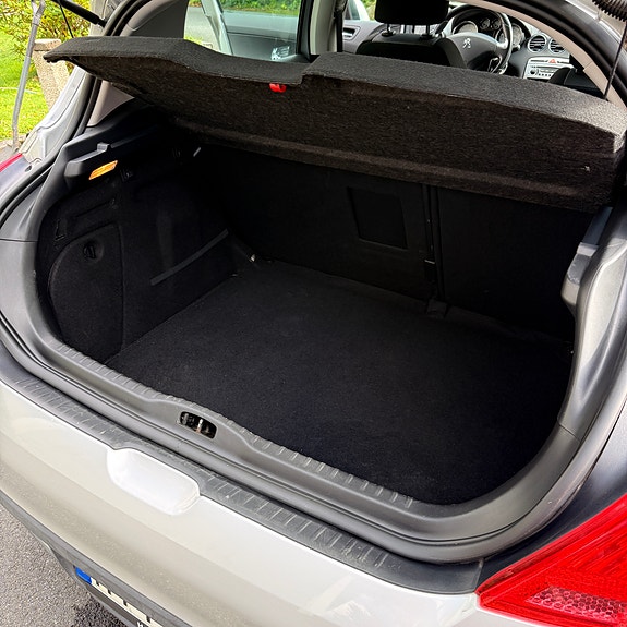 Peugeot 308 7 of 7