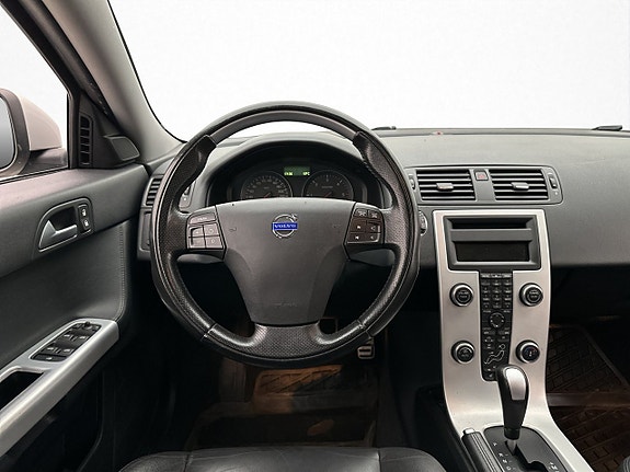 Volvo V50 10 of 27