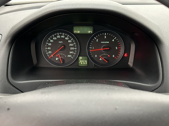 Volvo V50 15 of 27