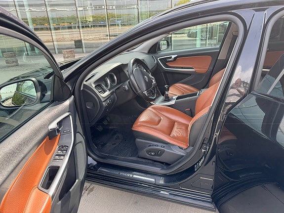 Volvo V60 5 of 8