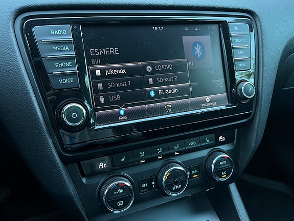 Skoda Octavia 19 of 27