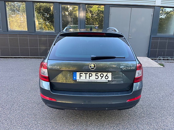 Skoda Octavia 5 of 27