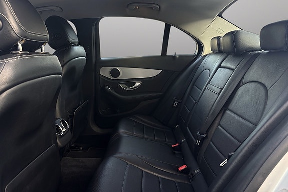 Mercedes-Benz C220 d 13 of 30