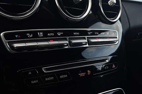 Mercedes-Benz C220 d 28 of 30
