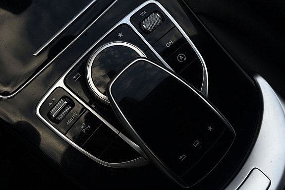 Mercedes-Benz C220 d 26 of 30