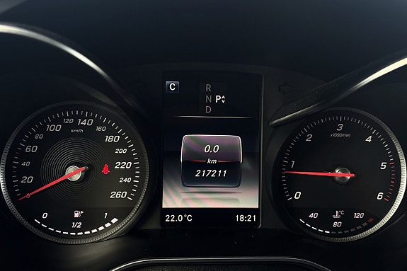 Mercedes-Benz C220 d 20 of 30
