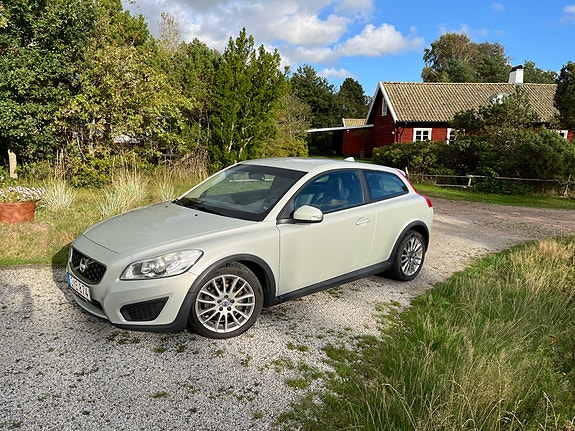 Volvo C30 2 of 6