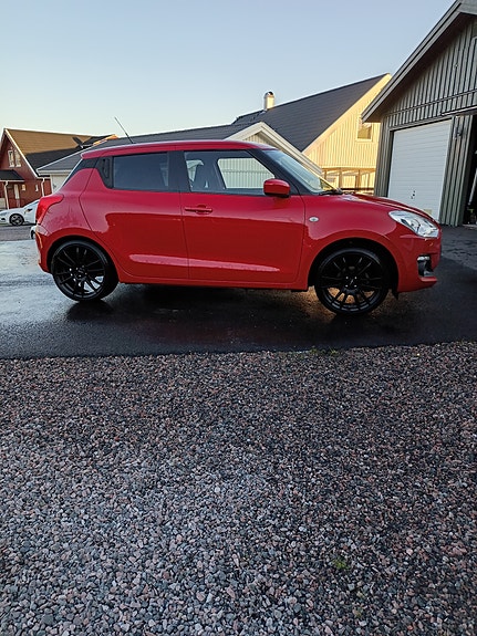 Suzuki Swift 3 of 4