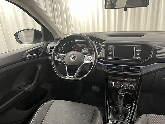 Volkswagen T-Cross 4 of 7