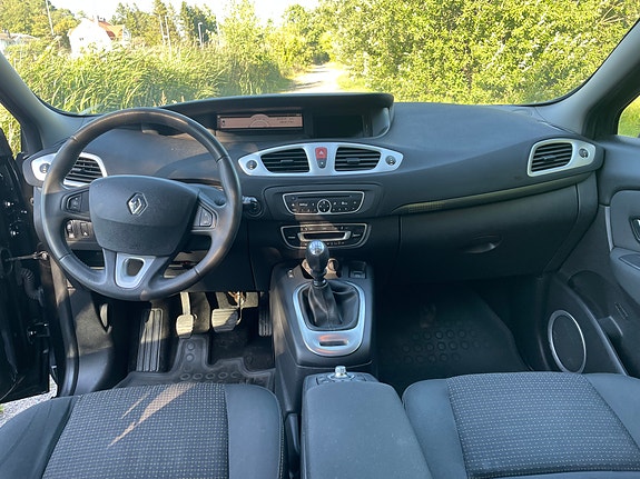 Renault Grand Scenic III 7 of 8