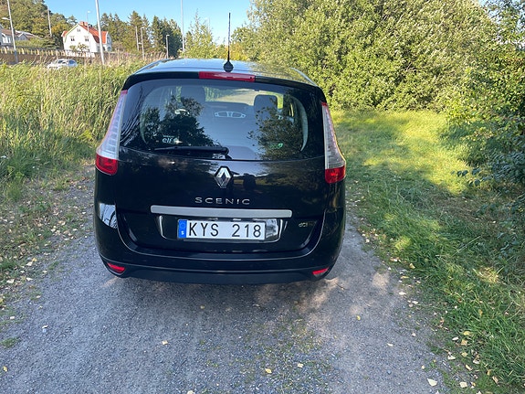 Renault Grand Scenic III 4 of 8