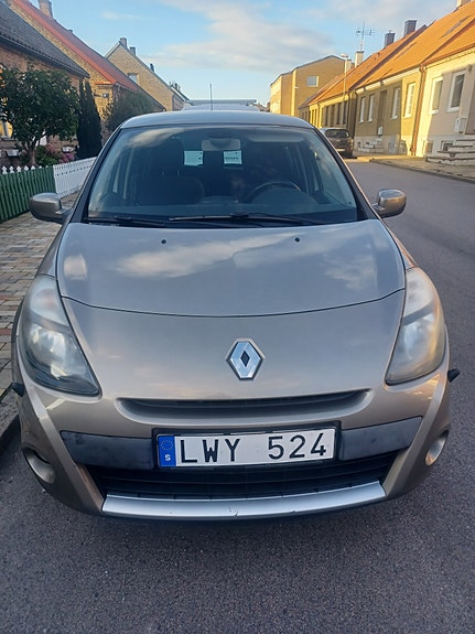 Renault Clio 3 of 8