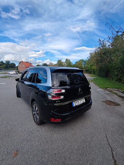Citroen Grand C4 Picasso 3 of 14