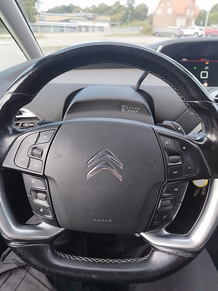 Citroen Grand C4 Picasso 9 of 14