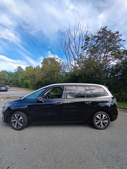 Citroen Grand C4 Picasso 2 of 14
