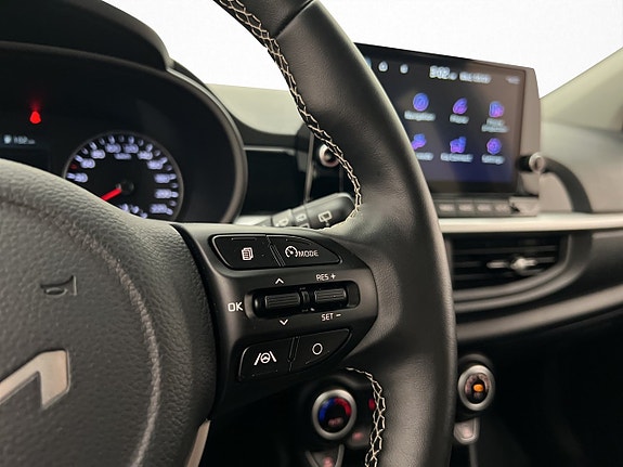 Kia Picanto 15 of 30