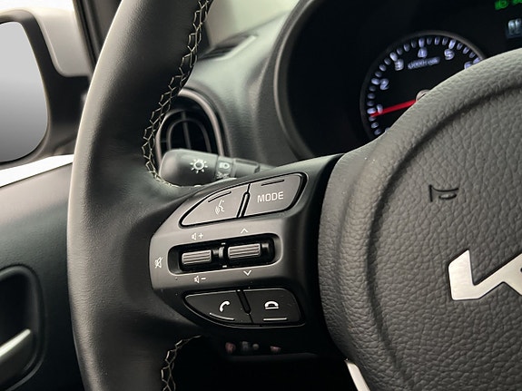 Kia Picanto 14 of 30