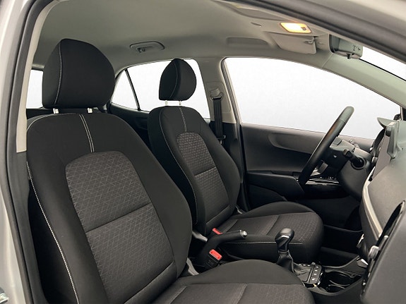 Kia Picanto 25 of 30