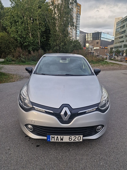 Renault Clio 4 of 12