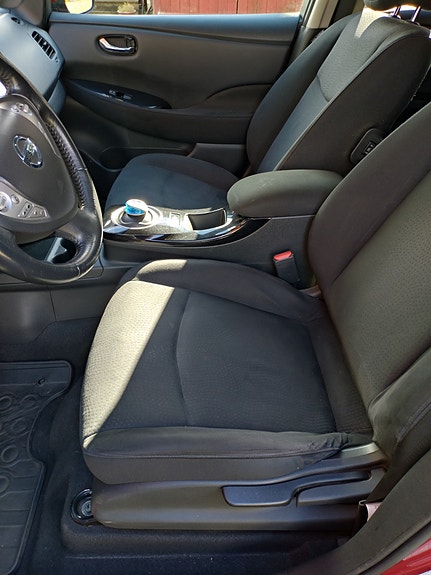 Nissan Leaf 8 of 8
