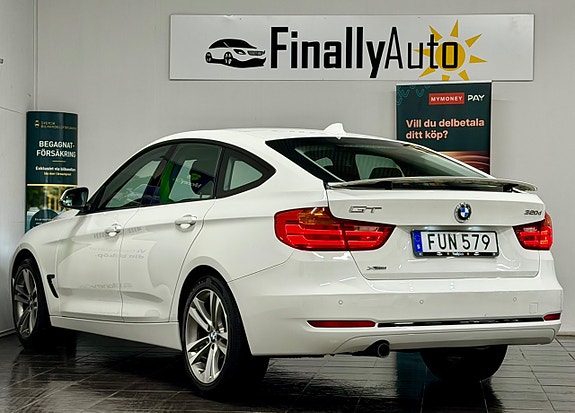 BMW 320d 3 of 16