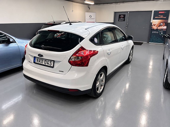 Ford Focus 6 of 16
