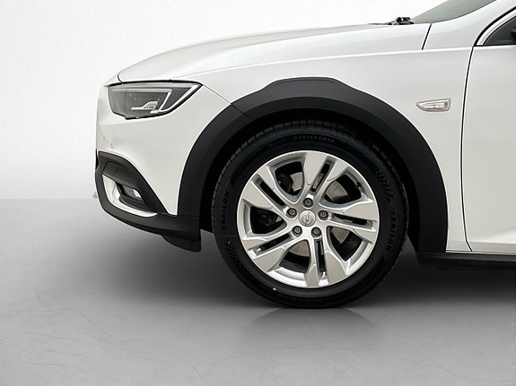 Opel Insignia Country Tourer 29 of 30