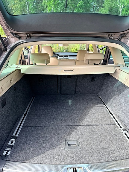 Skoda Superb 9 of 14