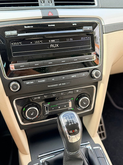 Skoda Superb 14 of 14