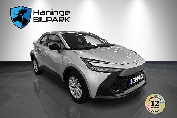 Toyota C-HR 5 of 30