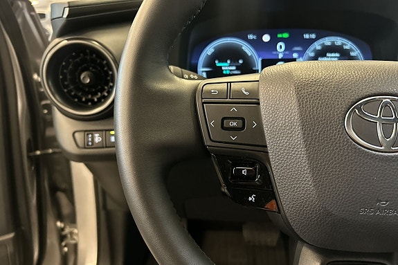 Toyota C-HR 16 of 30