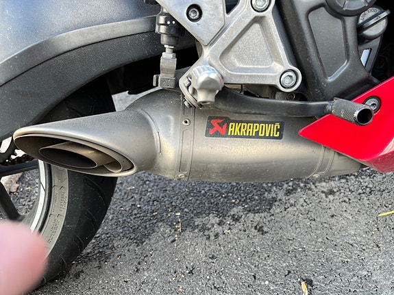 Honda CBR650R 3 of 3